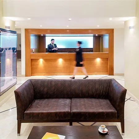 Hotell Mitsis La 4*