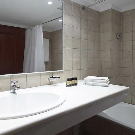 Hotell Mitsis La