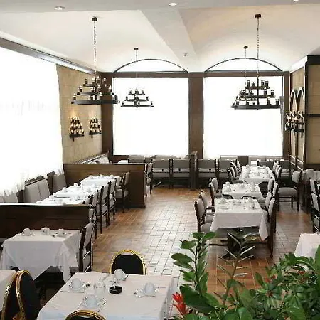 Hotell Mitsis La
