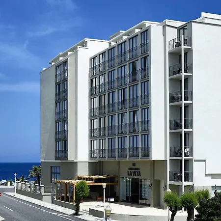 Mitsis La Vita Hotel 4*
