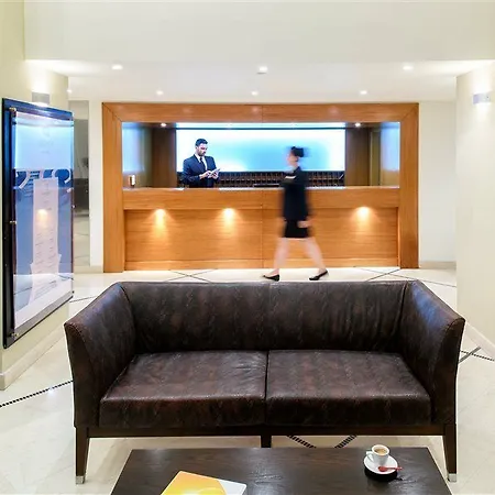 Mitsis La Hotell 4*