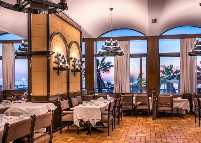 Mitsis La עיר רודוס