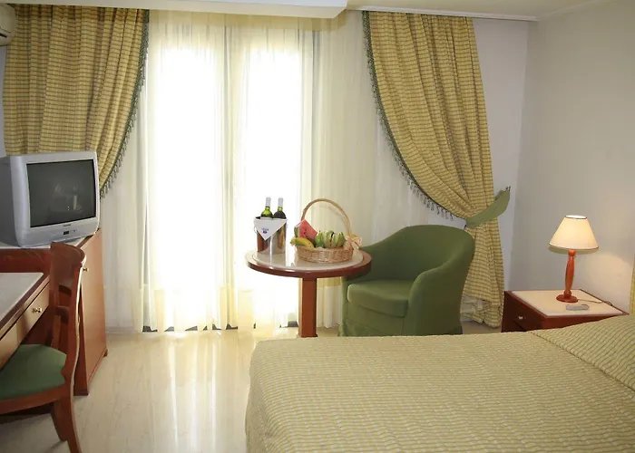 Hotel Mitsis La